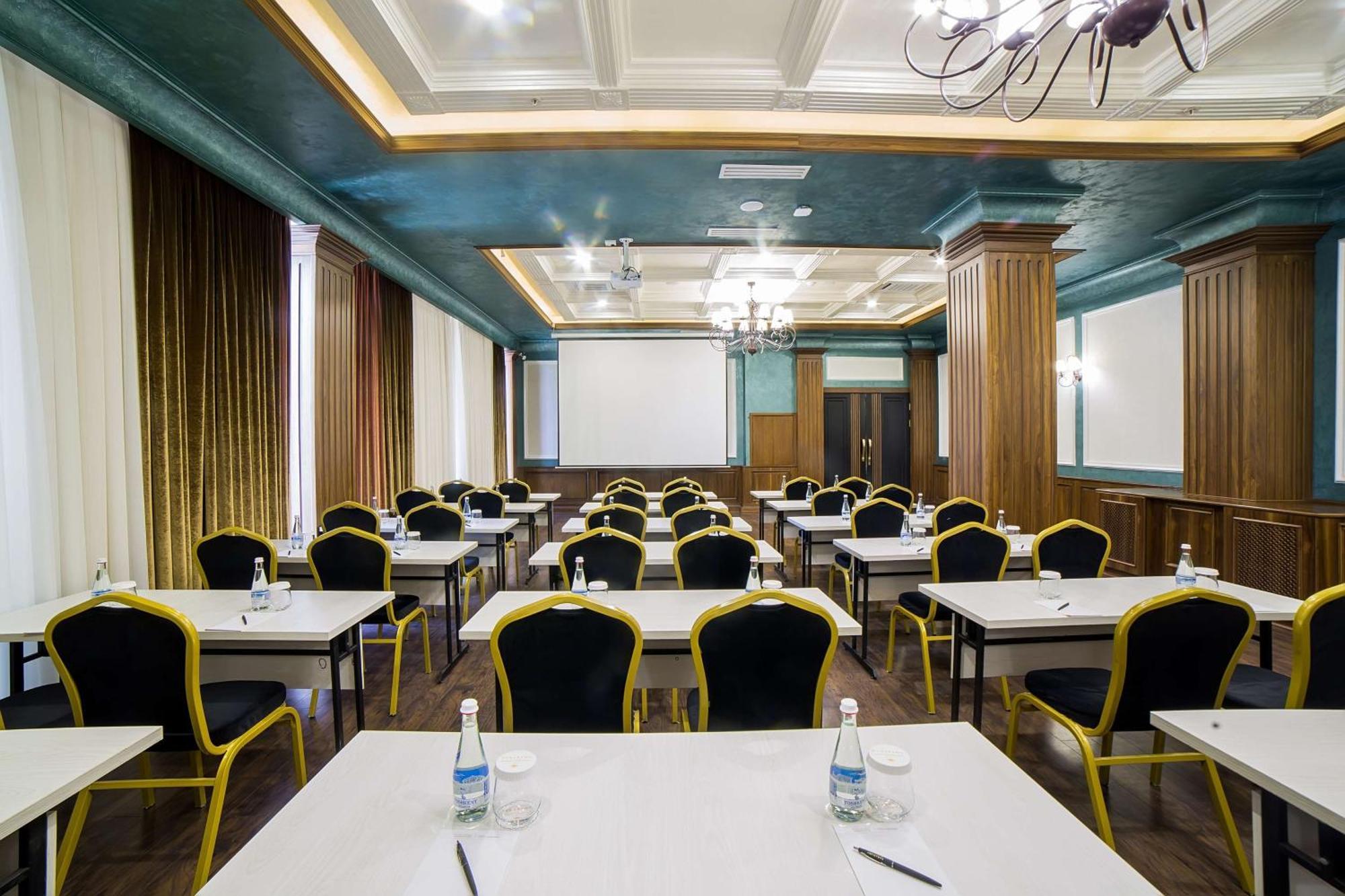 Panarams Tashkent Hotel, A Member Of Radisson Individuals Eksteriør bilde
